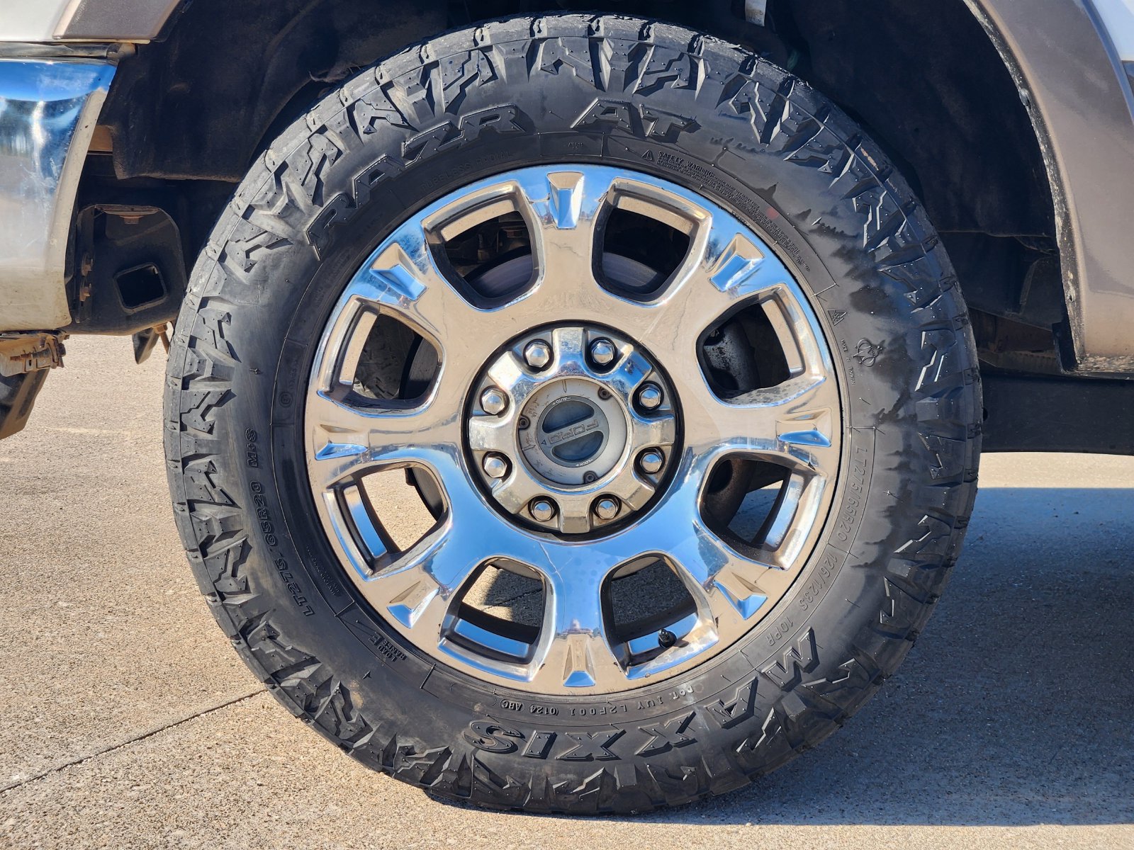 Used 2022 Ford F250 4x4 Crew Cab Super Duty image 11