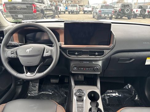 New 2025 Ford Bronco Sport Outer Banks image 9