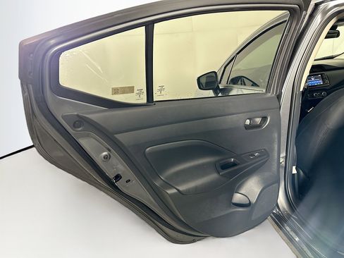 Used 2024 Nissan Versa S w/ Trunk Package image 24