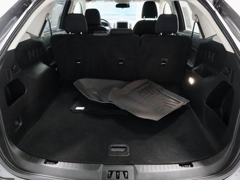 Certified 2023 Ford Edge SE image 14