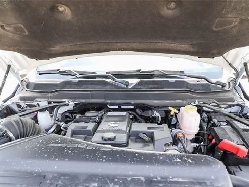 New 2023 RAM 5500 Tradesman image 33