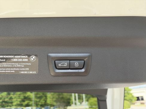 Certified 2026 BMW X2 xDrive28i AWD/4WD image 33