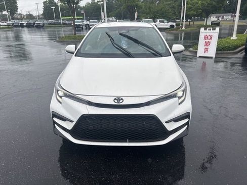 Used 2024 Toyota Corolla SE FWD image 5