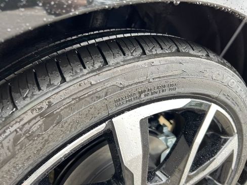 New 2026 Toyota Prius Plug-In Hybrid image 27