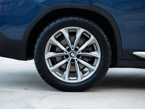 Used 2019 BMW X4 xDrive30i w/ Premium Package image 12