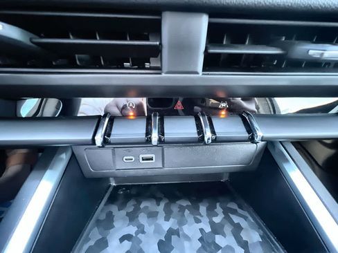 Used 2024 Chevrolet Colorado Trail Boss w/ Advanced Trailering Package image 18