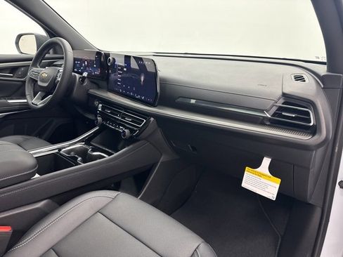 New 2026 Chevrolet Traverse LT w/ Sun and Wheel Package image 32