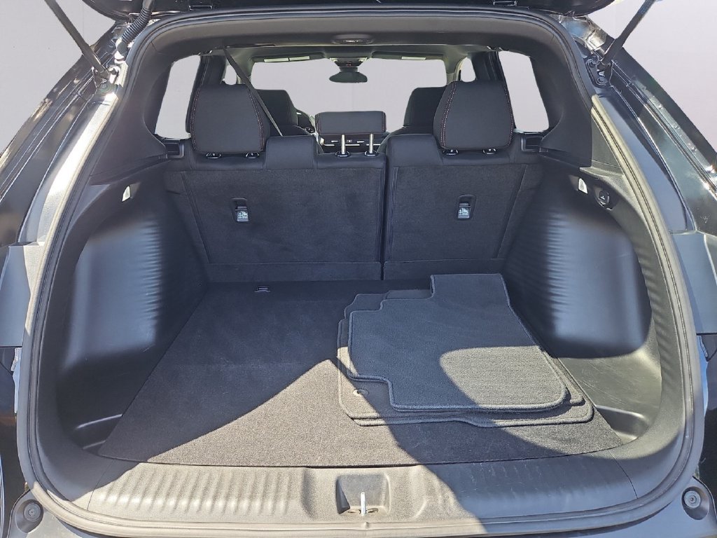 Certified 2025 Honda HR-V Sport image 28