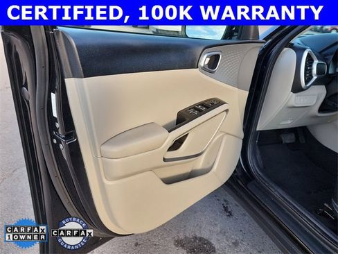 Certified 2023 Kia Soul LX w/ LX Technology Package image 10