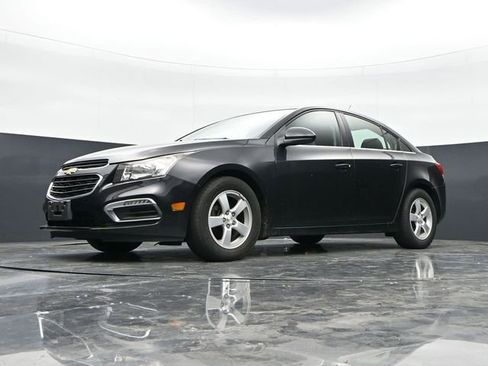 Used 2016 Chevrolet Cruze LT FWD image 19