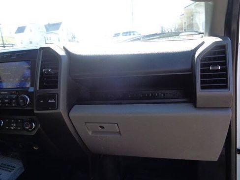 Used 2022 Ford F250 XL w/ Power Equipment Group AWD/4WD image 20