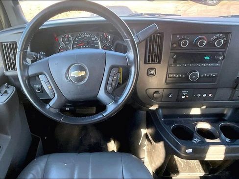 Used 2022 Chevrolet Express 2500 Work Van w/ Driver Convenience Package image 5