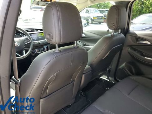Used 2023 Buick Encore GX Select w/ Sport Touring Package FWD image 13