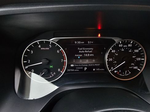 Used 2023 Nissan Rogue SV image 13