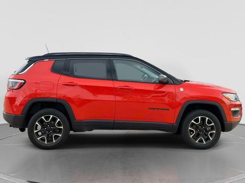Used 2020 Jeep Compass Trailhawk w/ Leather Interior Group AWD/4WD image 2