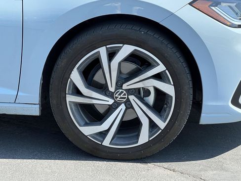 Used 2026 Volkswagen Jetta SEL FWD image 16