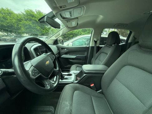 Used 2017 Chevrolet Colorado LT w/ LT Convenience Package AWD/4WD image 7