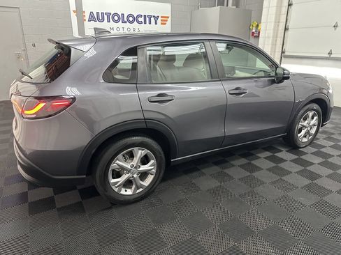 Used 2024 Honda HR-V LX image 11