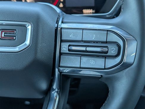 Used 2024 GMC Canyon Elevation w/ Elevation Premium Package image 18