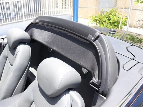 Used 2005 Mercedes-Benz SL 600 image 26