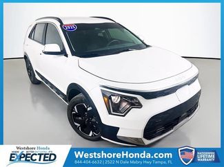 Used 2025 Kia Niro Wind w/ Wind Preserve Package FWD video 1