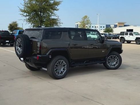 New 2025 GMC Hummer EV 3X image 8