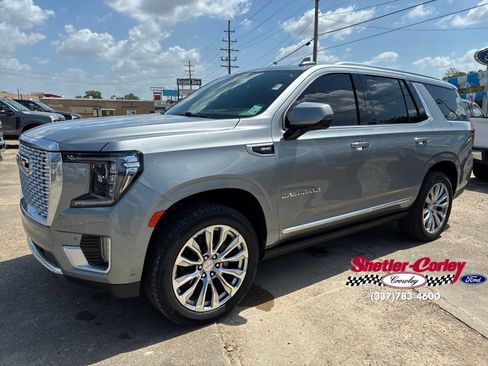 Used 2024 GMC Yukon Denali w/ Denali Reserve Package RWD image 4