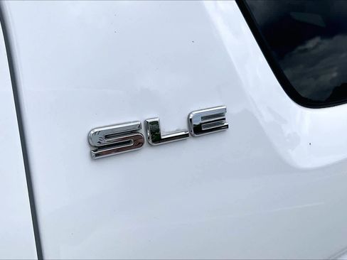 Used 2015 GMC Terrain SLE image 9