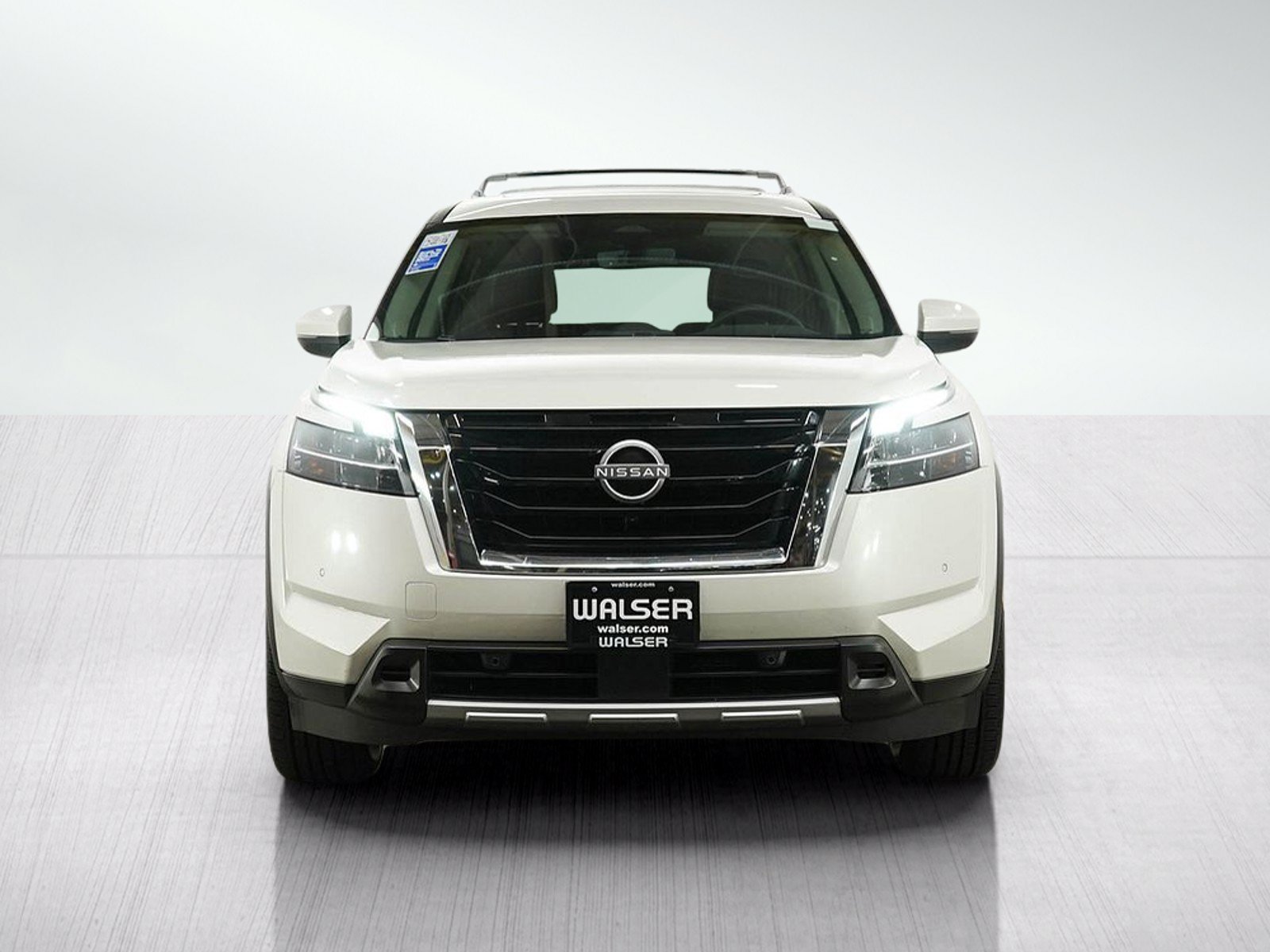 Used 2024 Nissan Pathfinder SL w/ SL Premium Package AWD/4WD image 8