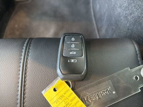 Used 2020 Chevrolet Impala LT image 30