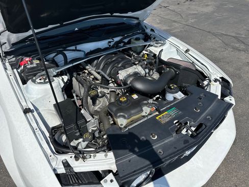 Used 2006 Ford Mustang GT RWD image 11