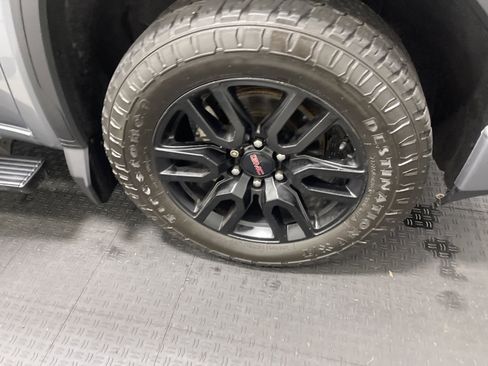 Used 2021 GMC Sierra 1500 Elevation w/ X31 Off-Road Package image 27