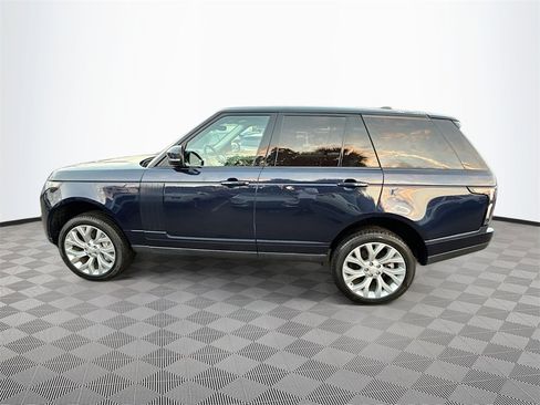 Used 2018 Land Rover Range Rover Supercharged image 9