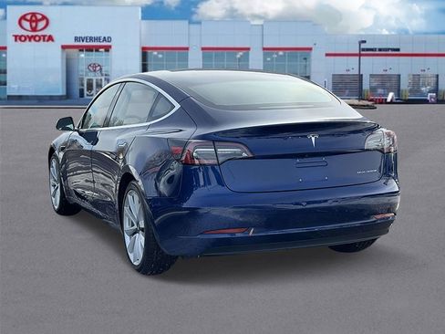 Used 2018 Tesla Model 3 Long Range image 4