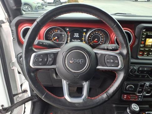 Used 2023 Jeep Gladiator Rubicon w/ Cold Weather Group image 19