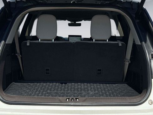 Used 2020 Lincoln Aviator Reserve RWD image 11