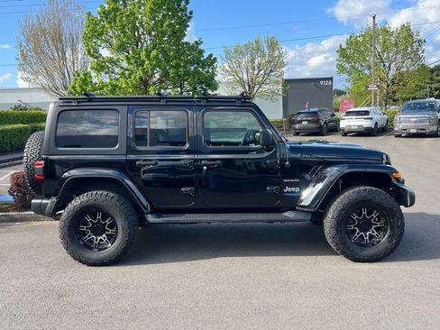 Used 2021 Jeep Wrangler Unlimited Sahara w/ Safety Group image 8