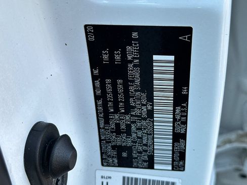 Used 2020 Toyota Highlander XLE AWD/4WD image 37