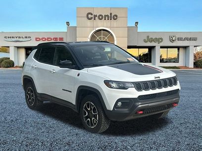 Used 2025 Jeep Compass Trailhawk