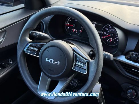 Used 2023 Kia Forte LXS w/ LXS Technology Package FWD image 15