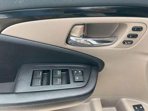 Used 2019 Honda Pilot Touring image 27