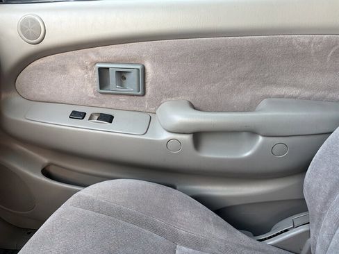 Used 2003 Toyota Tacoma PreRunner image 21