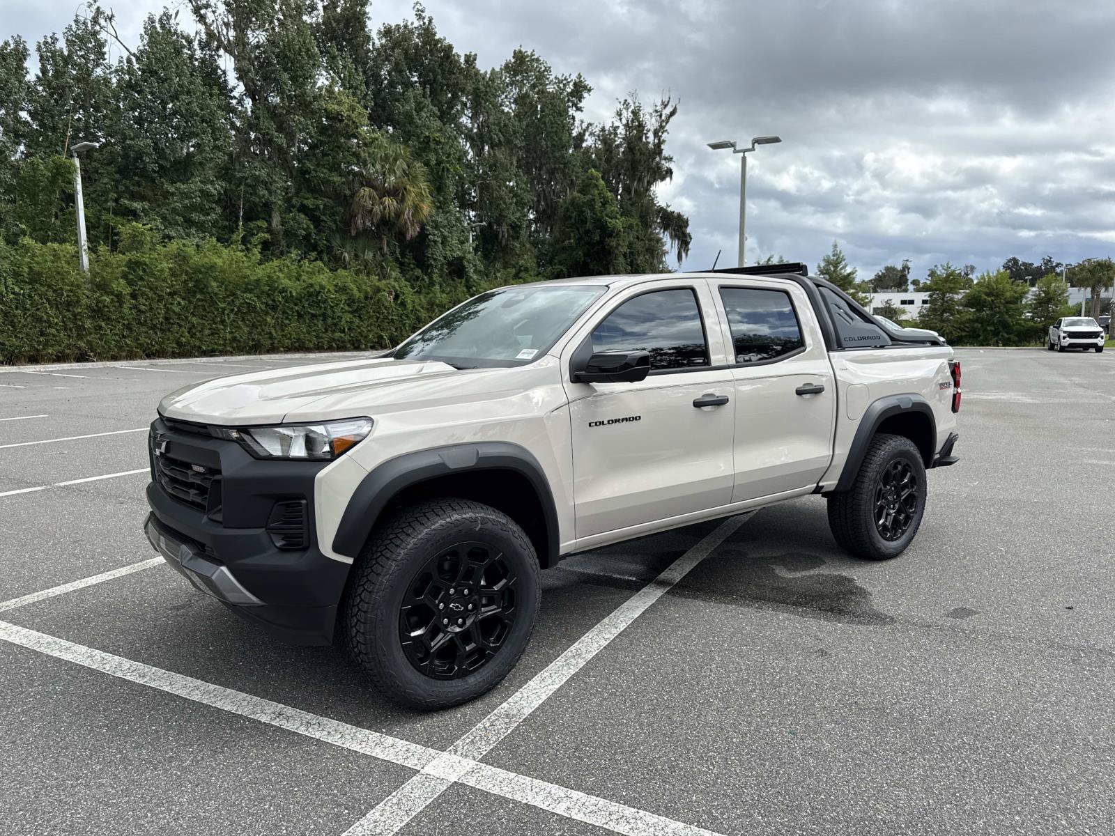 New 2026 Chevrolet Colorado Trail Boss w/ Midnight Edition AWD/4WD image 7
