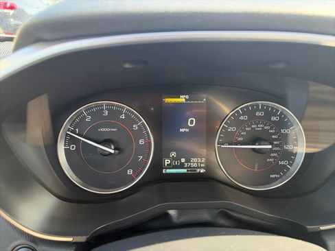 Used 2022 Subaru Crosstrek 2.5i Limited w/ Moonroof Package 2 AWD/4WD image 11