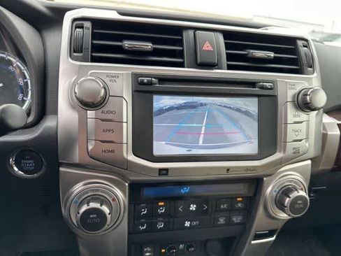 Used 2015 Toyota 4Runner Limited image 9