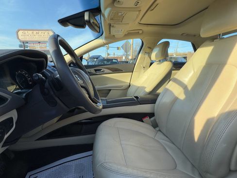 Used 2014 Lincoln MKZ AWD image 10
