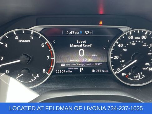 Used 2023 Nissan Rogue SV w/ SV Premium B Package image 12