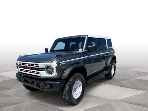 Used 2025 Ford Bronco Heritage Edition AWD/4WD image 4