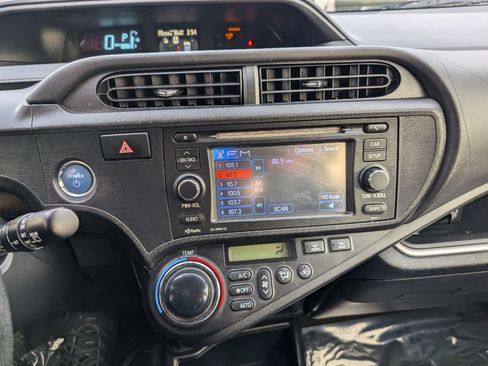 Used 2014 Toyota Prius C Four image 22