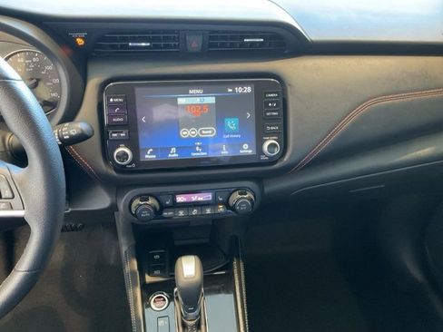 Used 2023 Nissan Kicks SR w/ SR Premium Package image 14